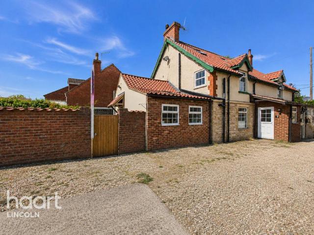House for sale in Dunston, North Kesteven