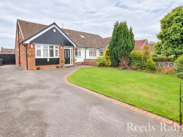 House for sale in Rossmore, Cheshire