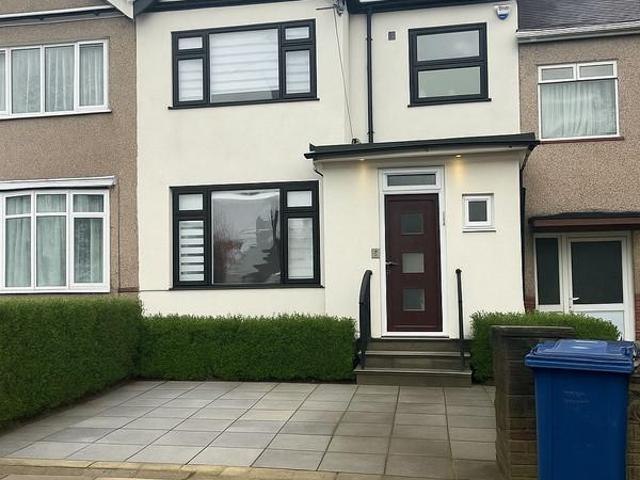 House for sale in Hendon Central, Greater London