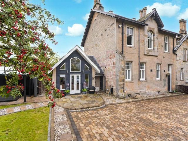 House for sale in Tillicoultry, Scotland