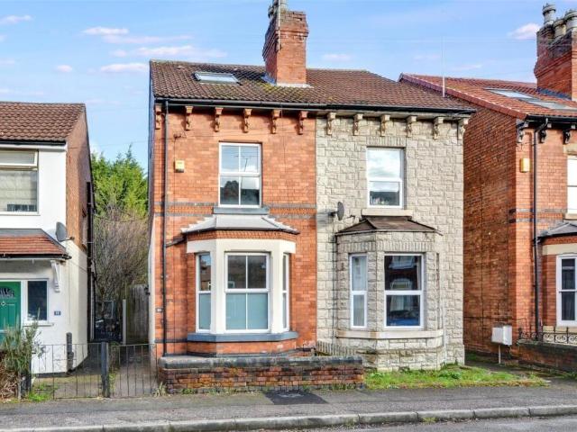 House for sale in Attenborough, East Midlands