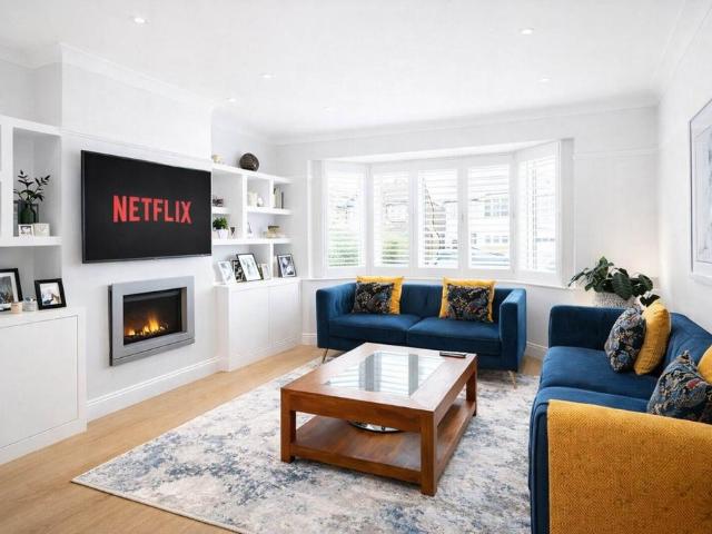 House for sale in Elstree and Borehamwood, Borehamwood