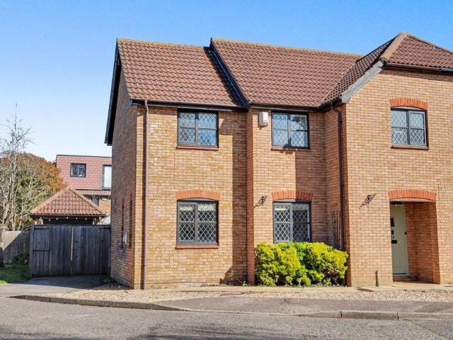 House for sale in North Shoebury, Alton Barnes