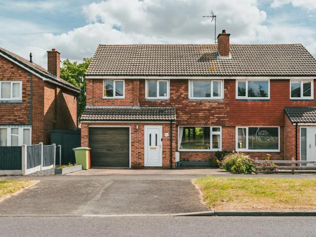 House for sale in Brackenfield, East Midlands