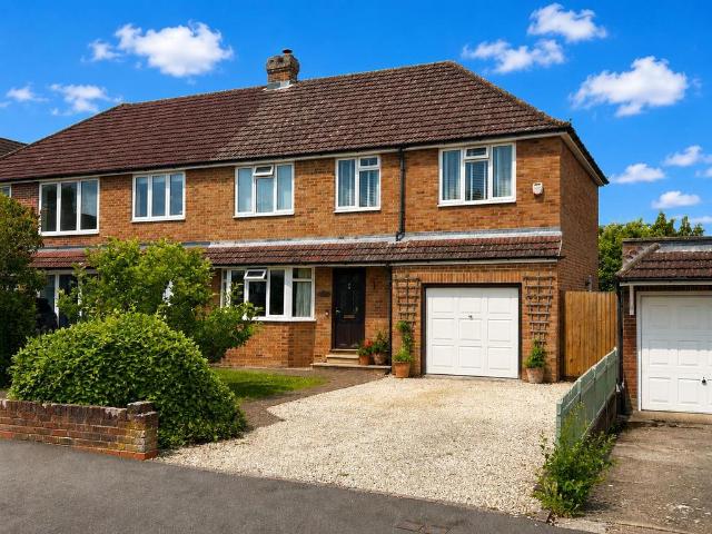 House for sale in Pachesham Park, Surrey