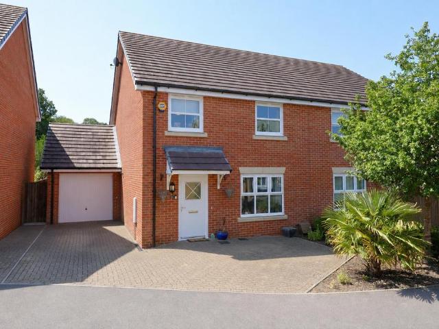 House for sale in Hart, Hampshire