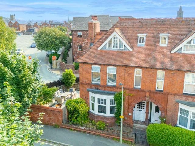 House for sale in Oswestry, Shropshire