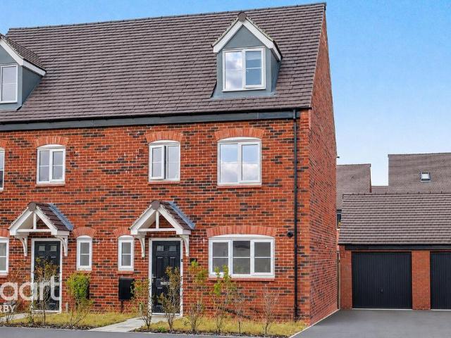 House for sale in Egginton, East Midlands