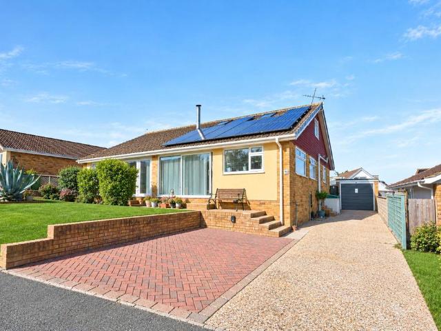 House for sale in Binstead, Ryde