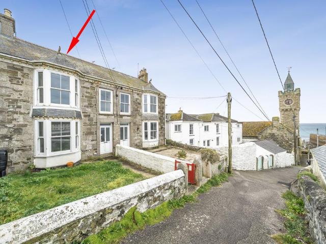 House for sale in Porthleven, Cornwall
