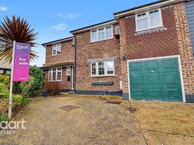 House for sale in Thundersley, Essex