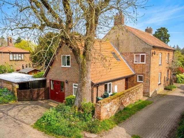 House for sale in East Bank, Norfolk