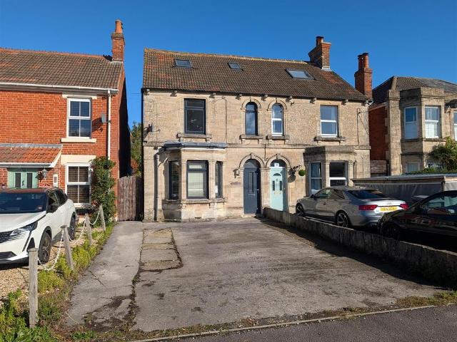 House for sale in Trowbridge, North Bradley