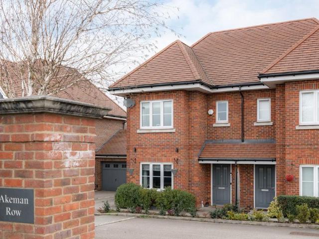 House for sale in Weston Turville, Buckinghamshire