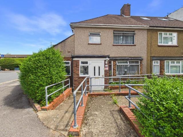 House for sale in Greater London