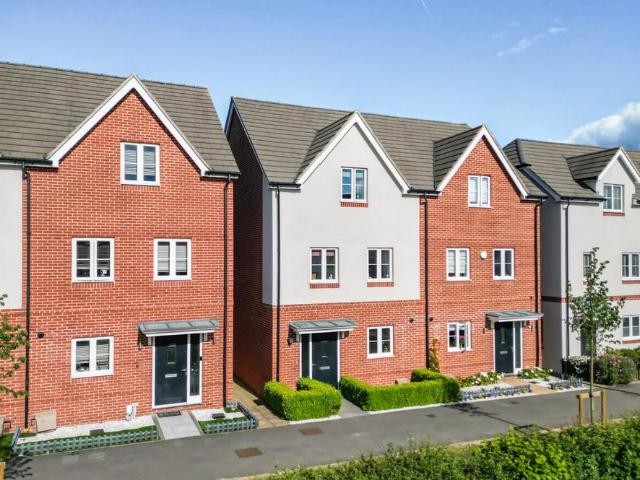 House for sale in Shinfield