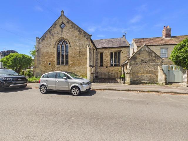 House for sale in Calne