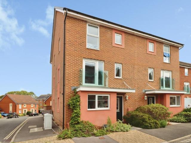 House for sale in St Matthias, Bristol