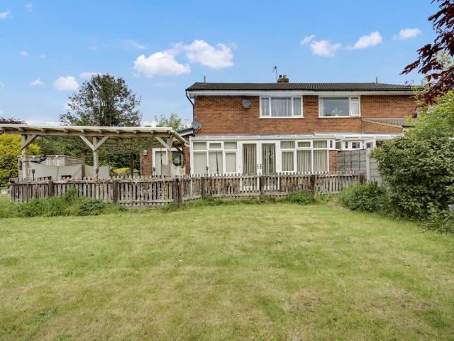 House for sale in Lostock Gralam, Cheshire