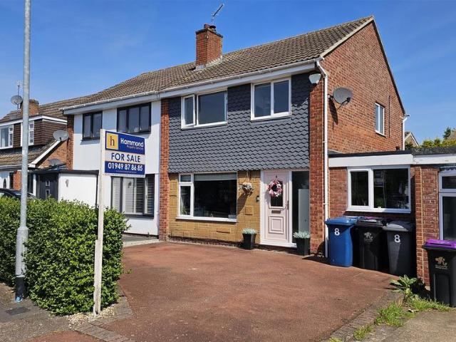 House for sale in Barton In Fabis, East Midlands