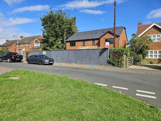 House for sale in Caversham Park, Reading