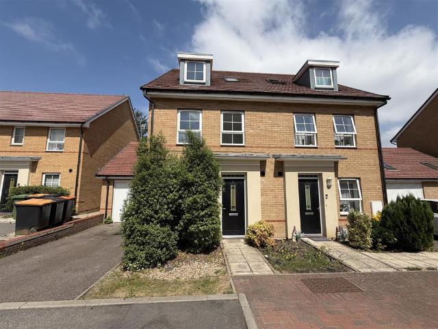 House for sale in Dunstable, Bedfordshire