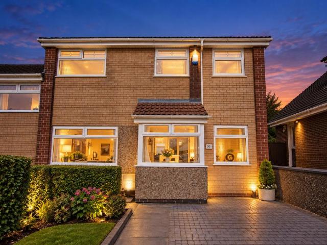 House for sale in Austerlands, Oldham