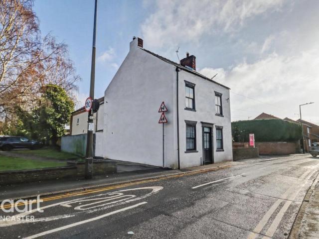 House for sale in Thorne, South Yorkshire
