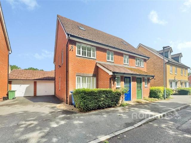 House for sale in Little Sandhurst