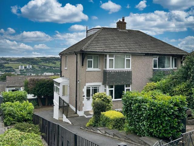 House for sale in Keighley, West Yorkshire