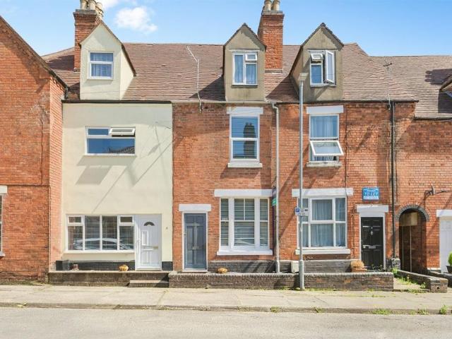 House for sale in Leyfields, Kettlebrook