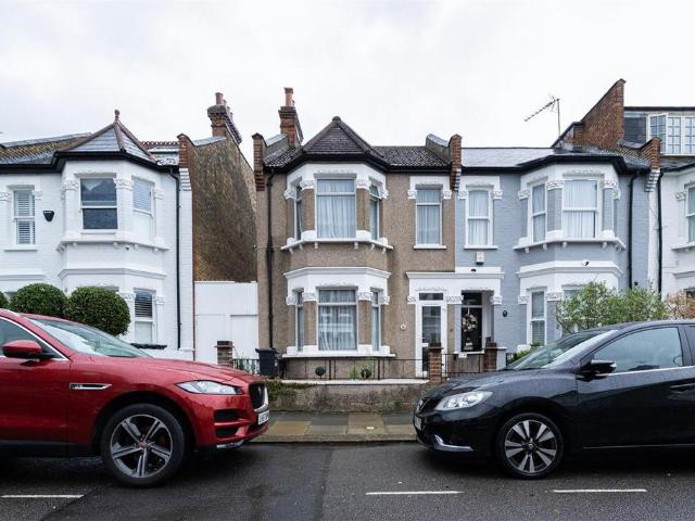 House for sale in Fulham, Greater London