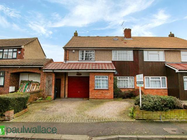 House for sale in Broxbourne, Hertfordshire
