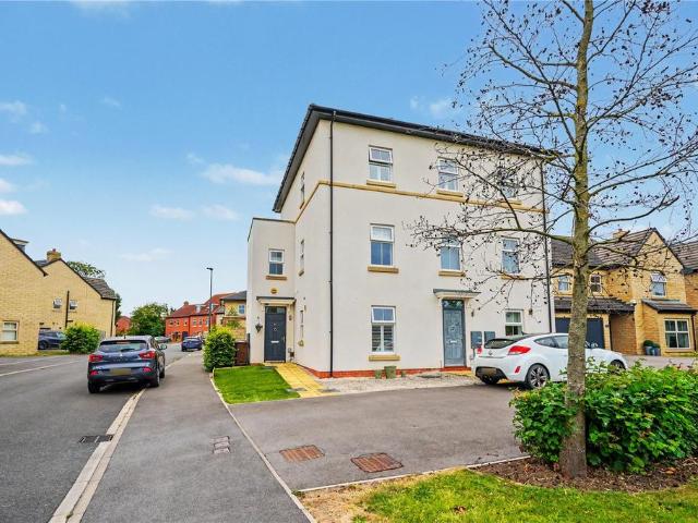 House for sale in Sherburn In Elmet, North Yorkshire