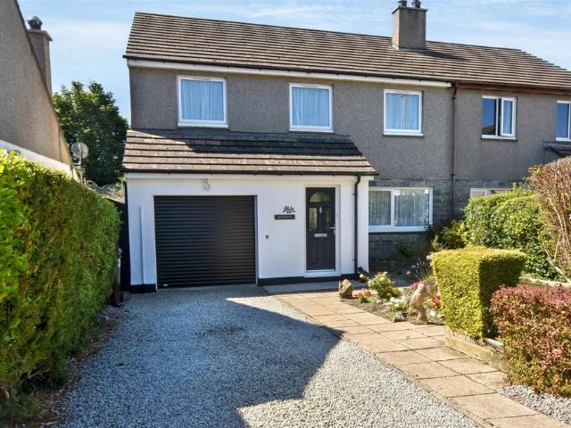 House for sale in Illogan, Cornwall