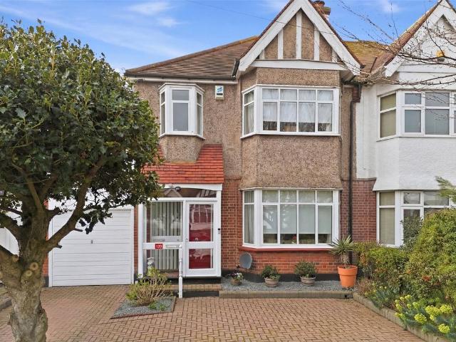 House for sale in Alton Barnes, Essex