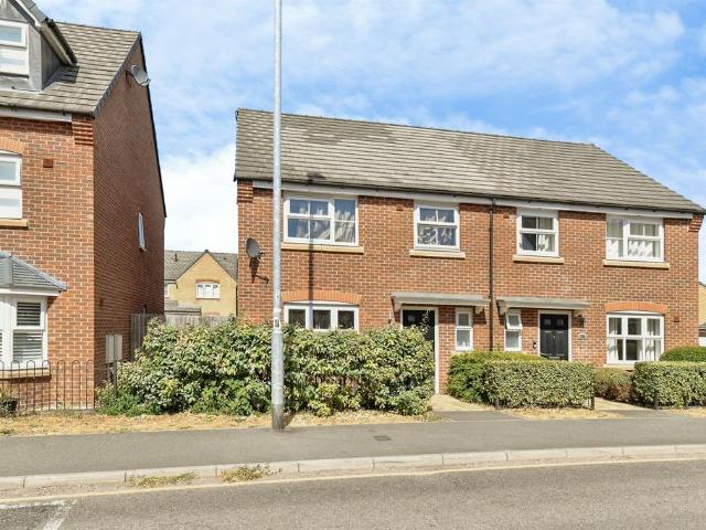 House for sale in Fishers Green, Shephall