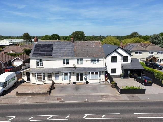 House for sale in Weeley, Dale Hill