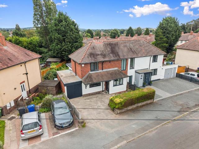 House for sale in Amblecote, West Midlands