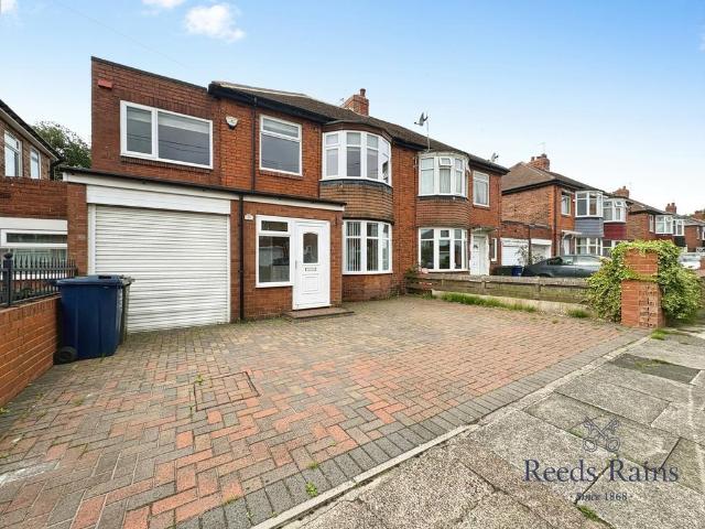 House for sale in Denton Burn, Tyne And Wear