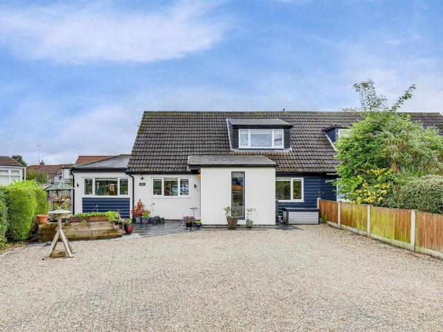 House for sale in Gedling, East Midlands