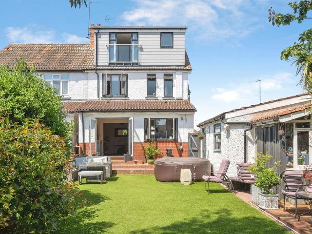 House for sale in Rumwell, Somerset