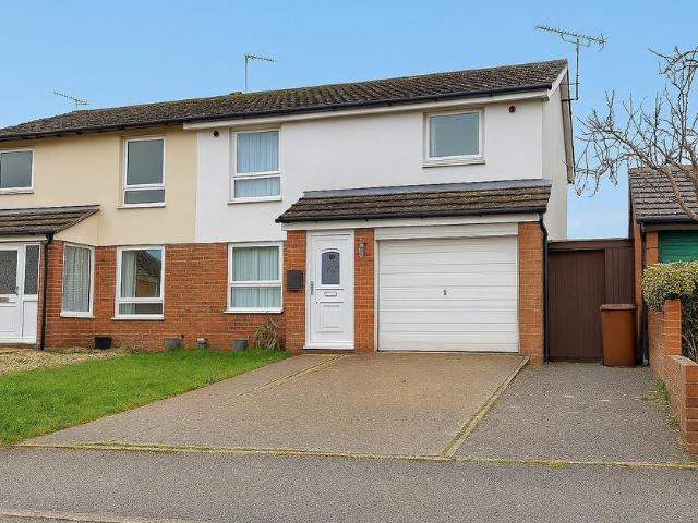 House for sale in Godinton Park, Bridgefield