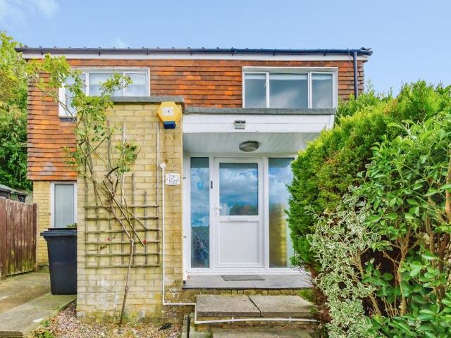 House for sale in London Borough of Croydon, Forestdale