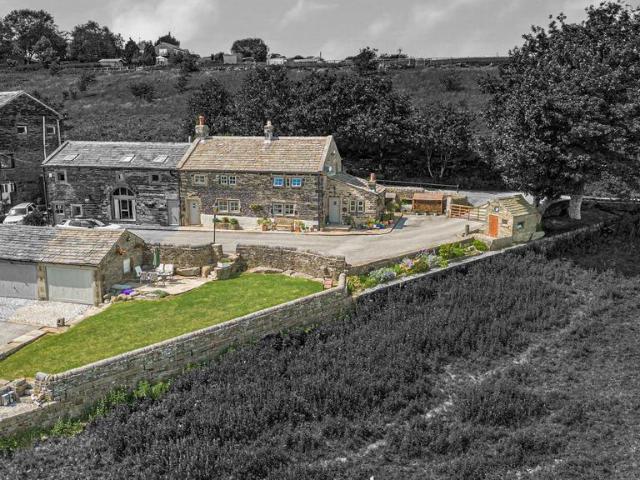 House for sale in Barkisland, West Yorkshire