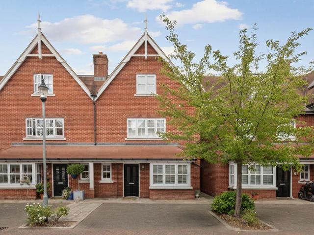 House for sale in Blackhills, Surrey