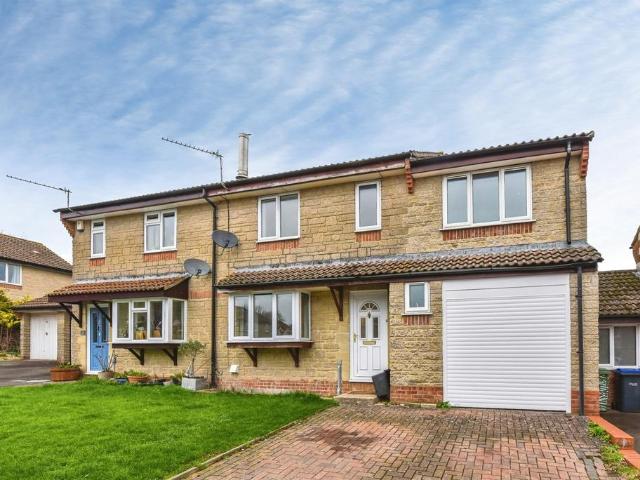 House for sale in Chippenham, Wiltshire