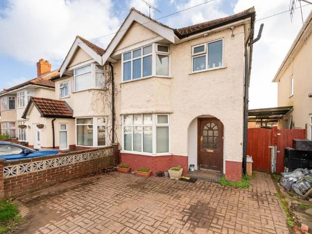 House for sale in Clewer Village, Windsor