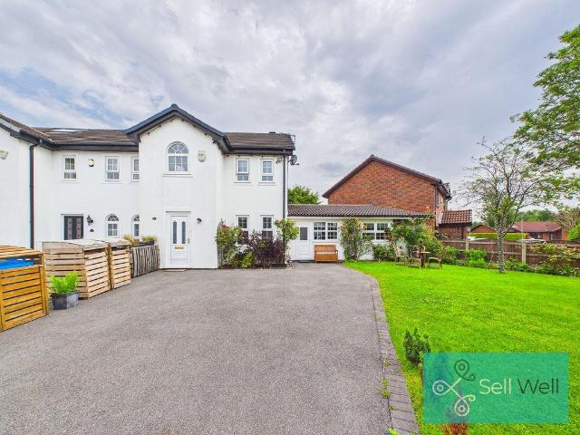 House for sale in Ellenbrook, Salford