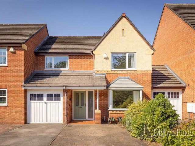 House for sale in Harlequin, Barton In Fabis